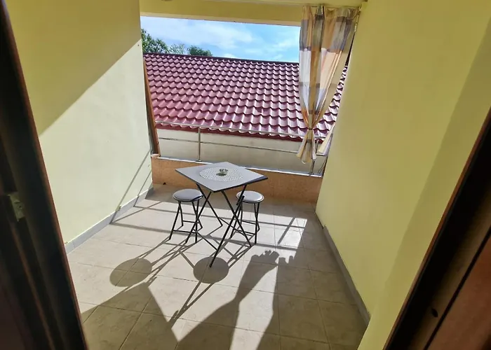 2 Bedrooms Luxury & 7 Apartments Villa Camelia Eforie Sud