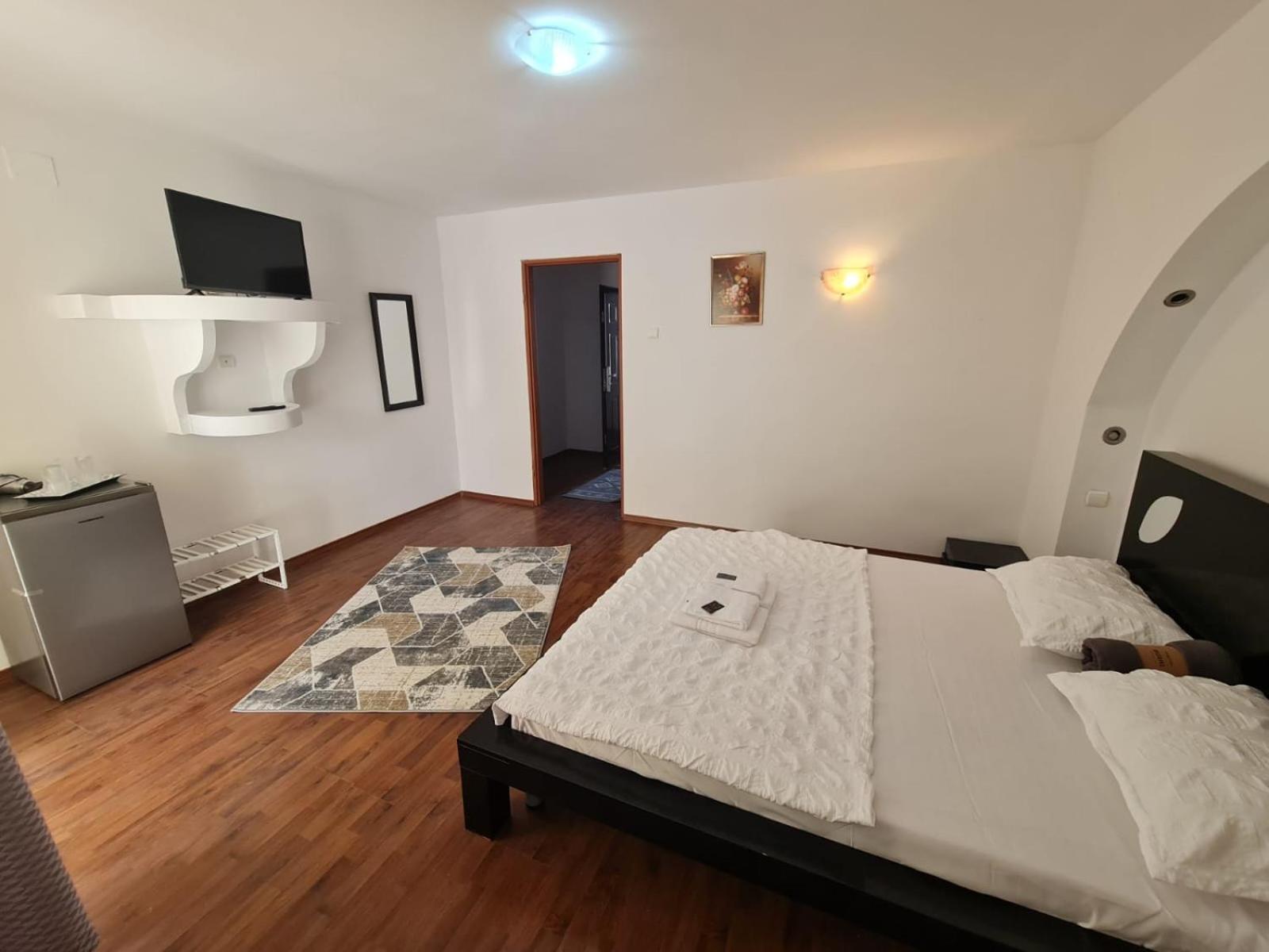 2 Bedrooms Luxury & 7 Camelia Eforie Sud