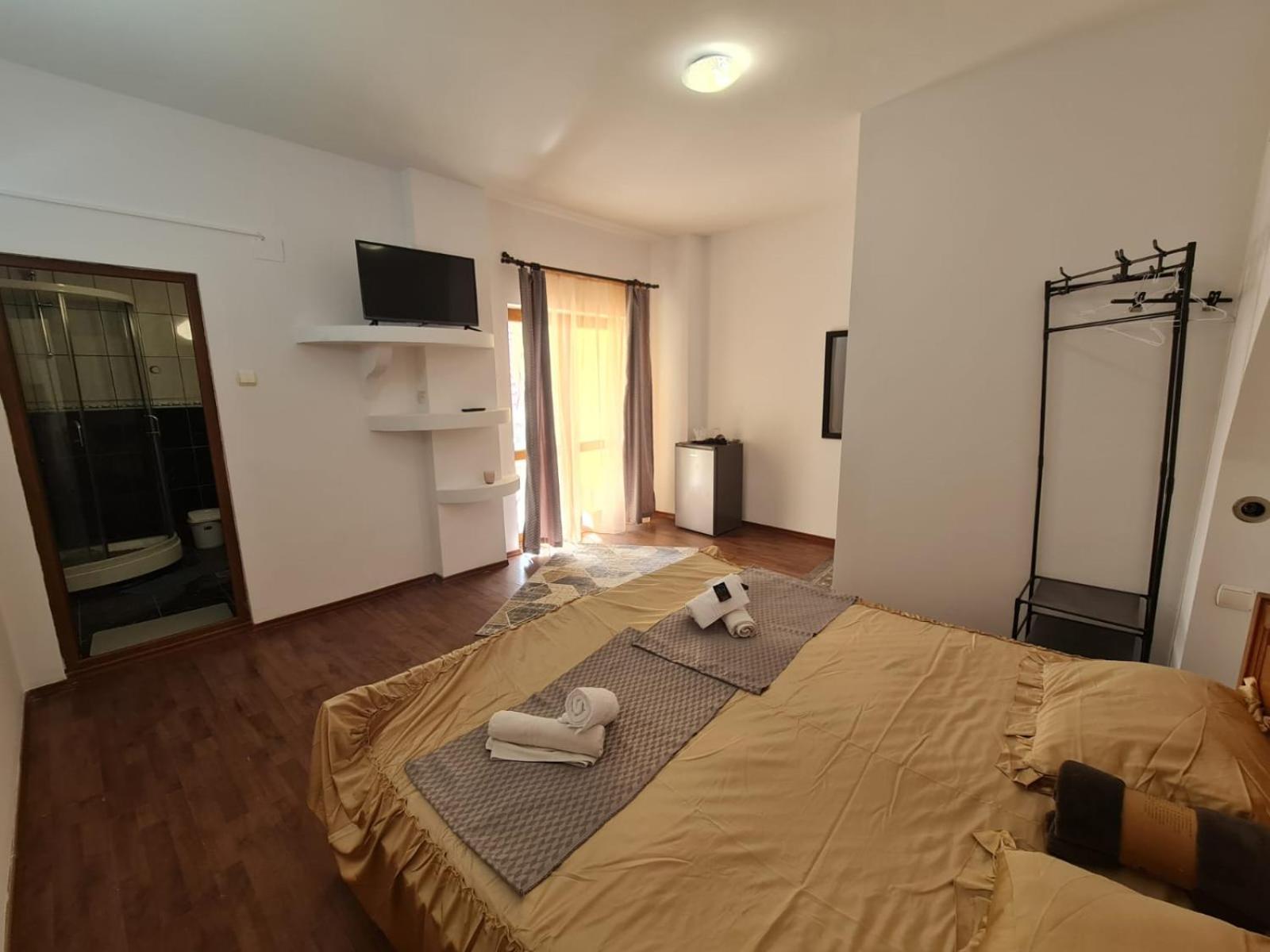 2 Bedrooms Luxury & 7 Camelia Eforie Sud Apartment